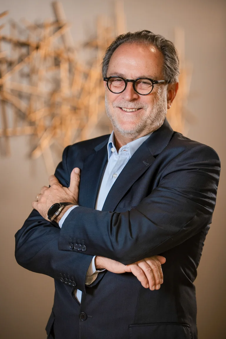 Floriano Bueno